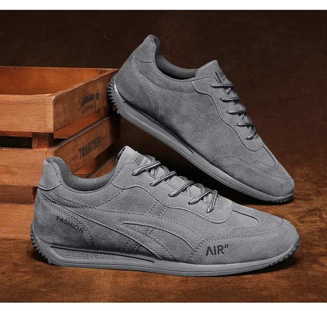 Men's Solid Lightweight Breathable Running Sneakers Detail