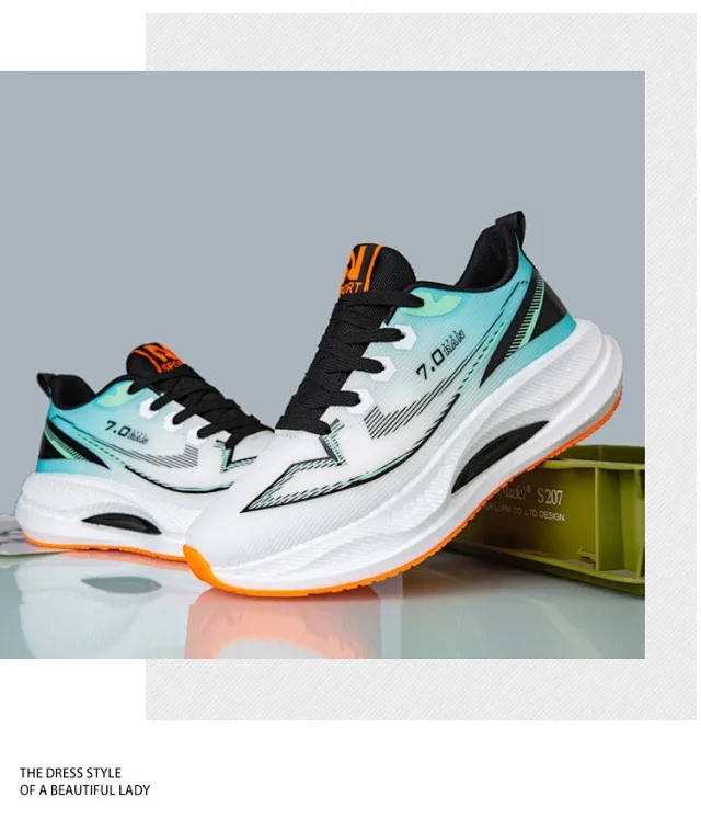 Stain-Resistant Unisex Student Light Running Mesh Sneakers Detail