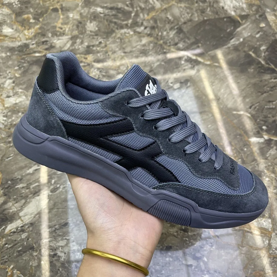 Men's K-Style Thick Sole Runner