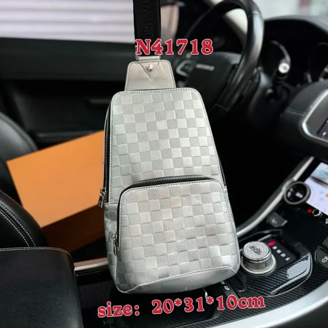 Men's 2025 Fashion Sling Bag Detail