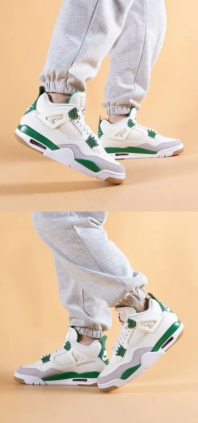 Authentic Youth Jordan 4 Couple Sneakers Detail