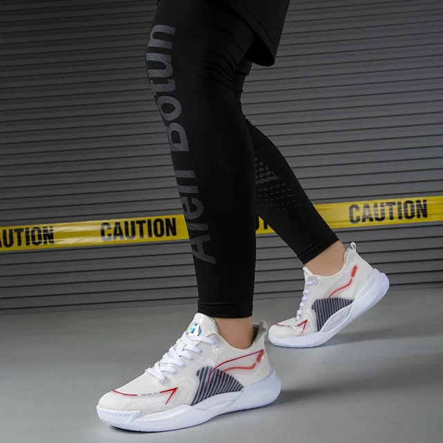 Men's Athletic Ultralight Cushioned Sneakers Detail