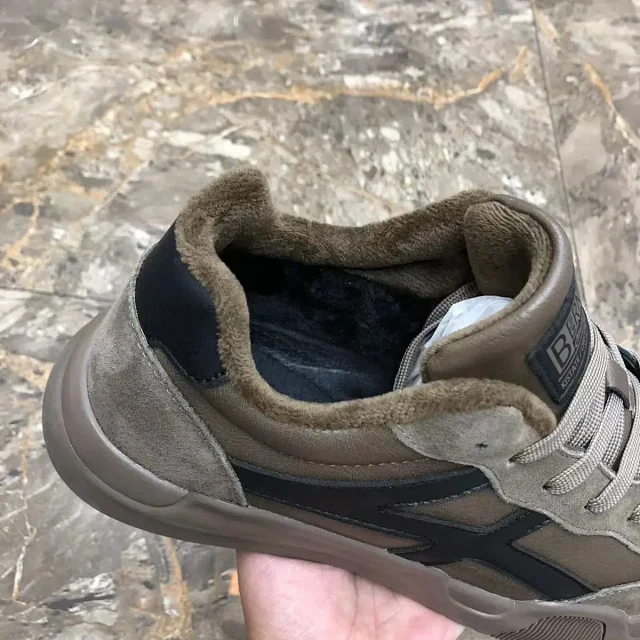 Men's K-Style Thick Sole Runner Detail