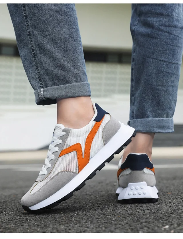 Unisex Platform Lovers' Casual Sneakers Detail