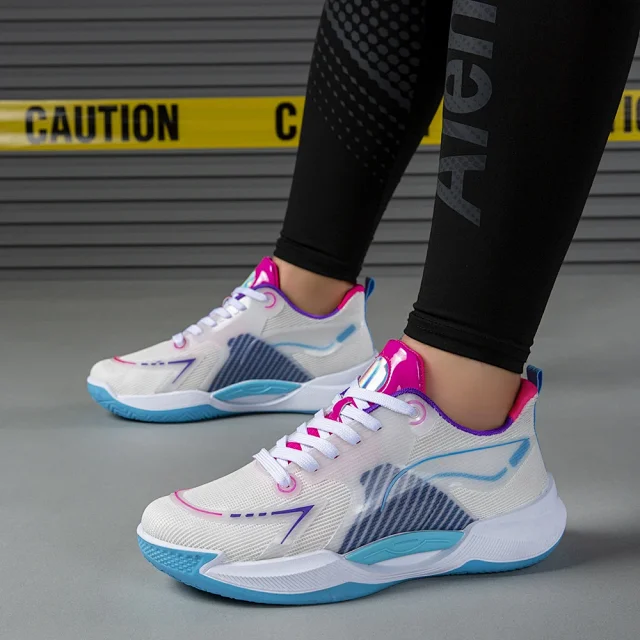 Men's Athletic Ultralight Cushioned Sneakers Detail