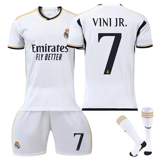 RM Kids Kit 23-24 Bellingham Vinicius Detail
