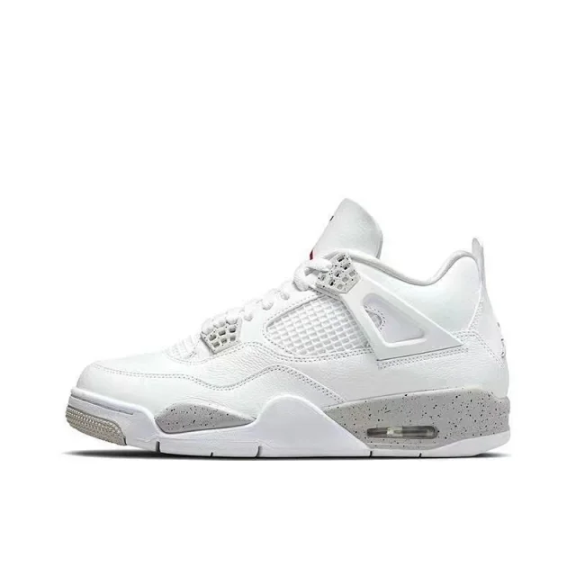Air Jordan 4 Thunder Basketball Sneakers Detail