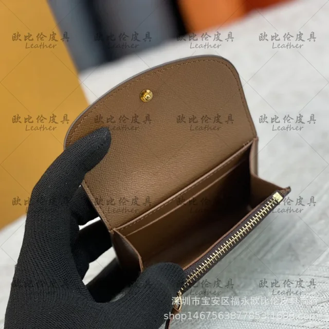 M41939 Genuine Leather Women's Wallet Gold-tone Detail