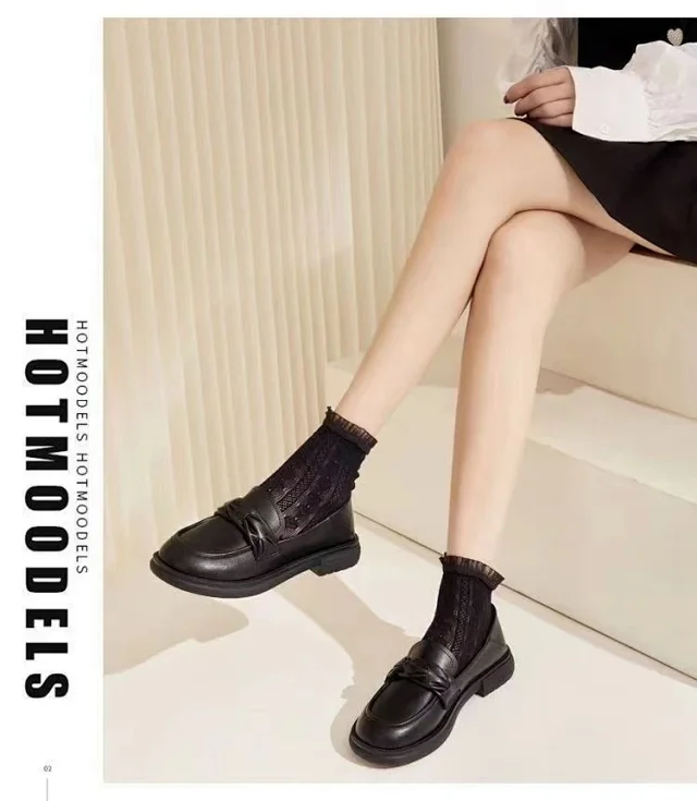 Women's Summer Leather Low Heel Mary Jane Detail
