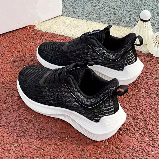 Youth Trendy Breathable Running Casual Sneakers Detail