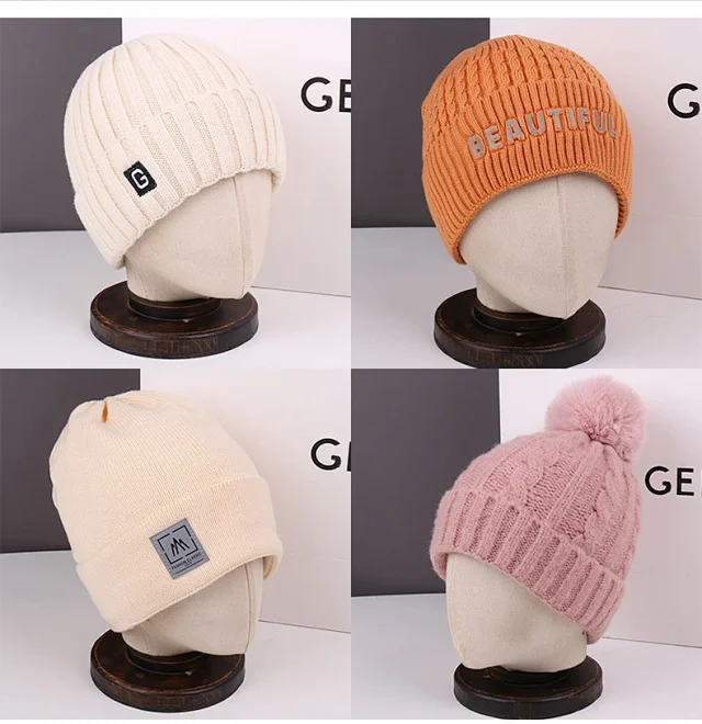 Pom Pom Knit Beanie Unisex Korean Detail
