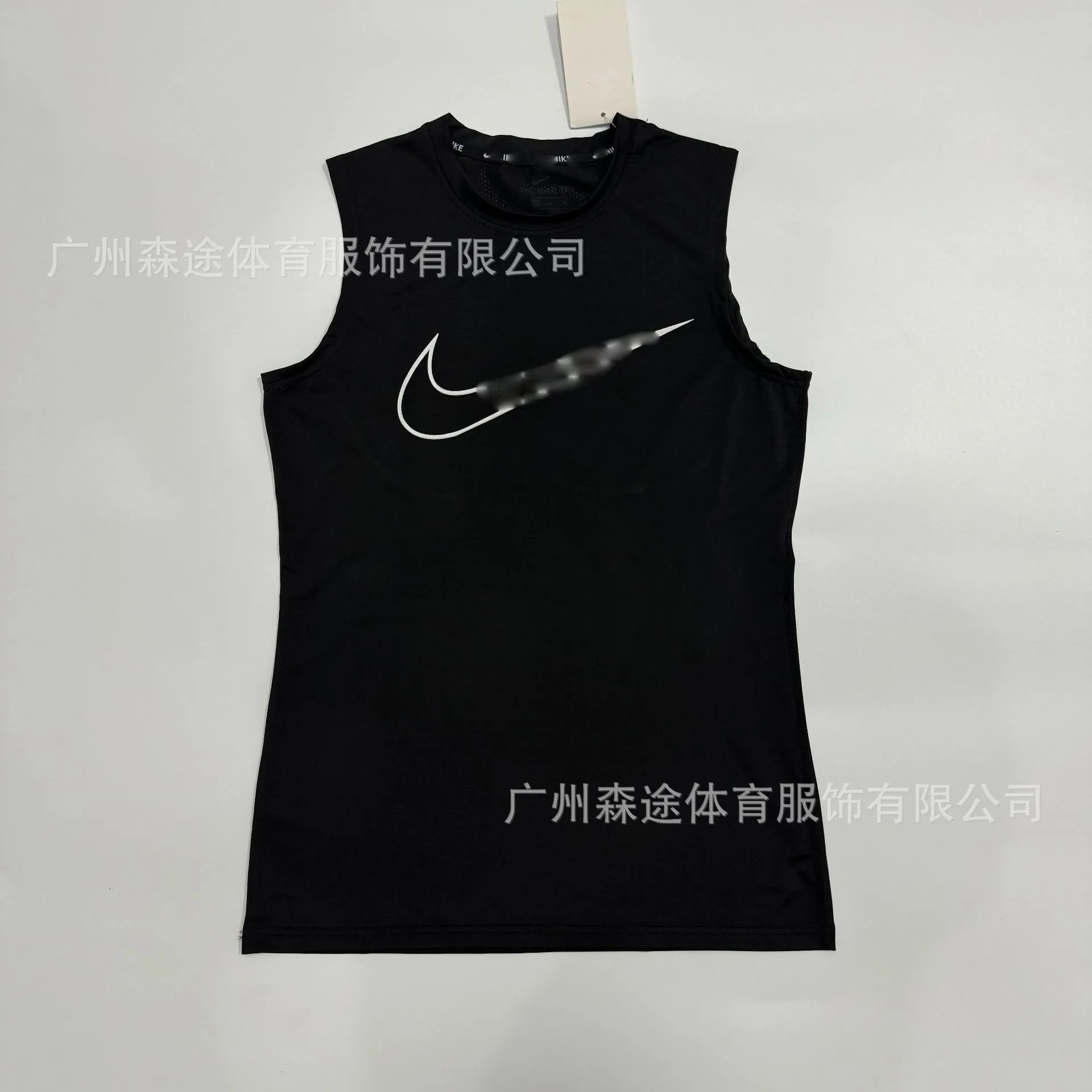 261 tank tops in black