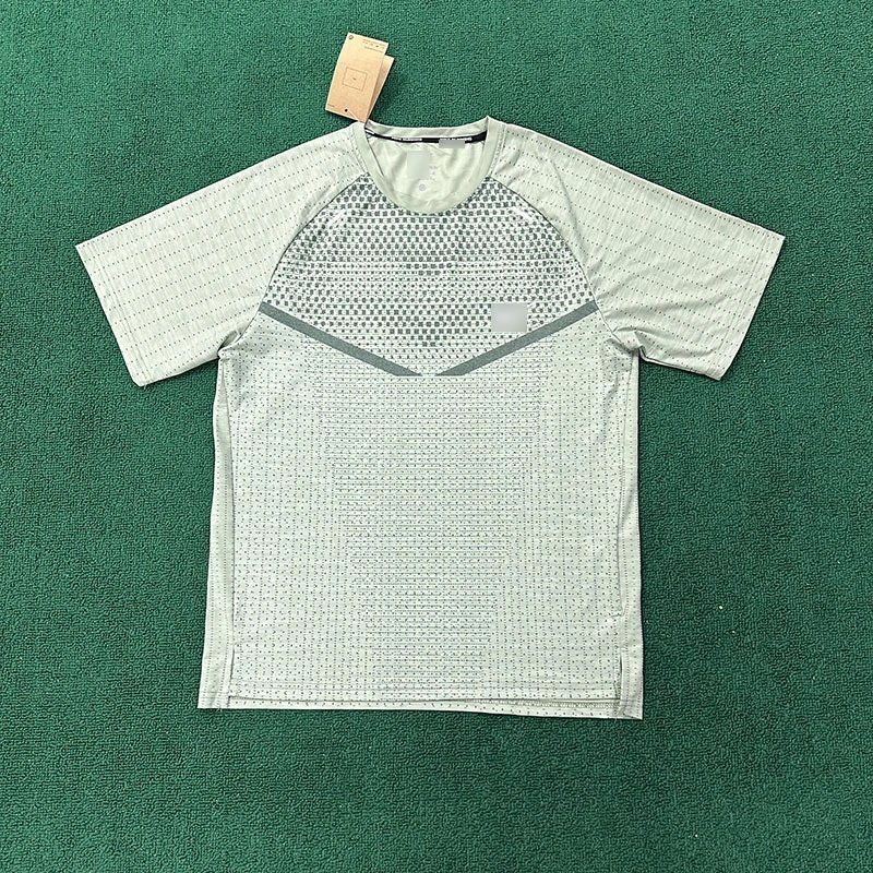 Nike Shirts Short-Sleeve Patterned Running Shirt image 6