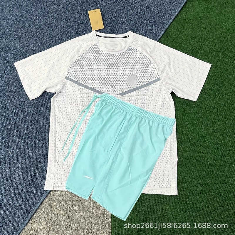 Nike Shirts Short-Sleeve Patterned Running Shirt — T900 white D218 green