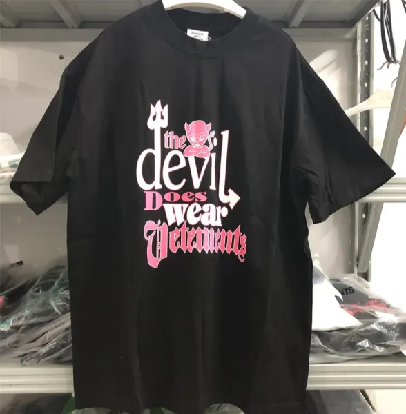 Off-White '1 Night in Paris' Graphic Black T-Shirt - 11