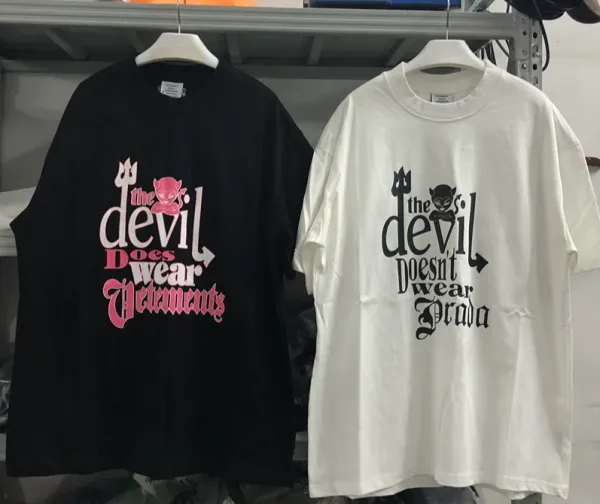 Off-White '1 Night in Paris' Graphic Black T-Shirt - 10