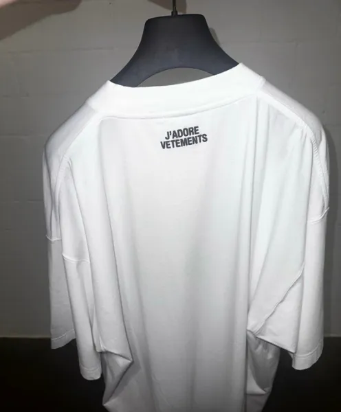 Off-White '1 Night in Paris' Graphic Black T-Shirt - 4