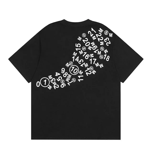 Maison Margiela T-Shirts Number logo graphic print product detail image 9