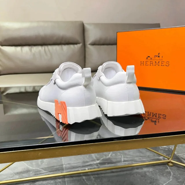 Hermès Sneakers Low-Top Lace-Up with Serrated Sole product detail image 7