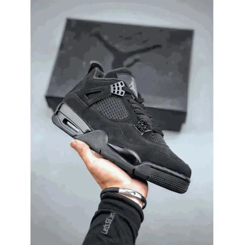 ZZW01 Casual Shoes WhatsApp +86 18150441086