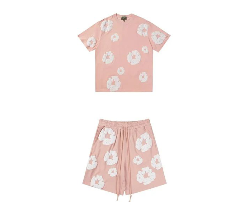 Light color white print set (short sleeved+shorts)