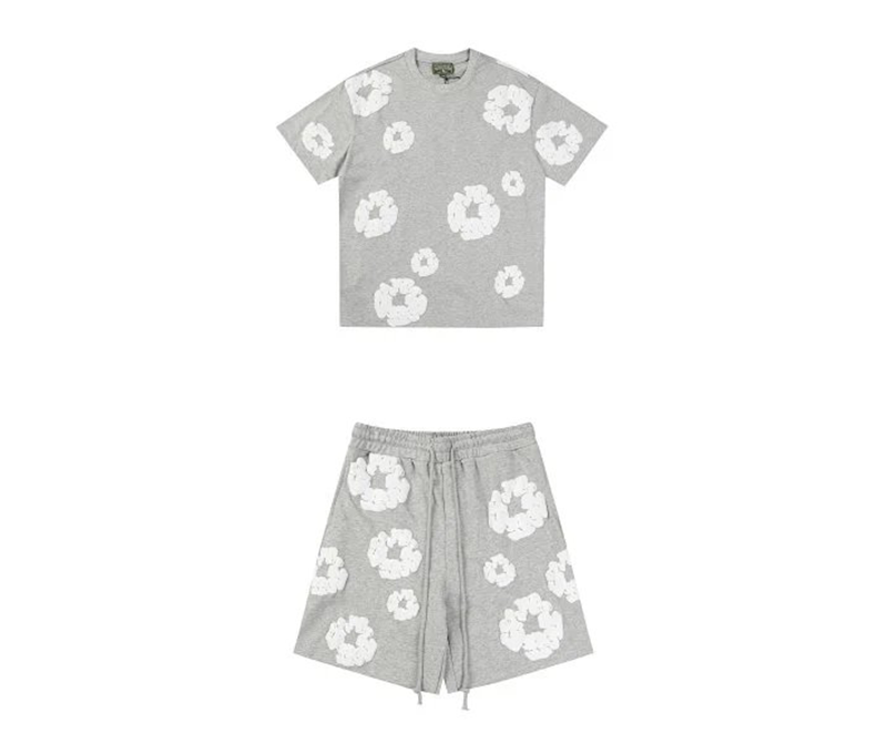 Grey white print set (short sleeved+shorts)
