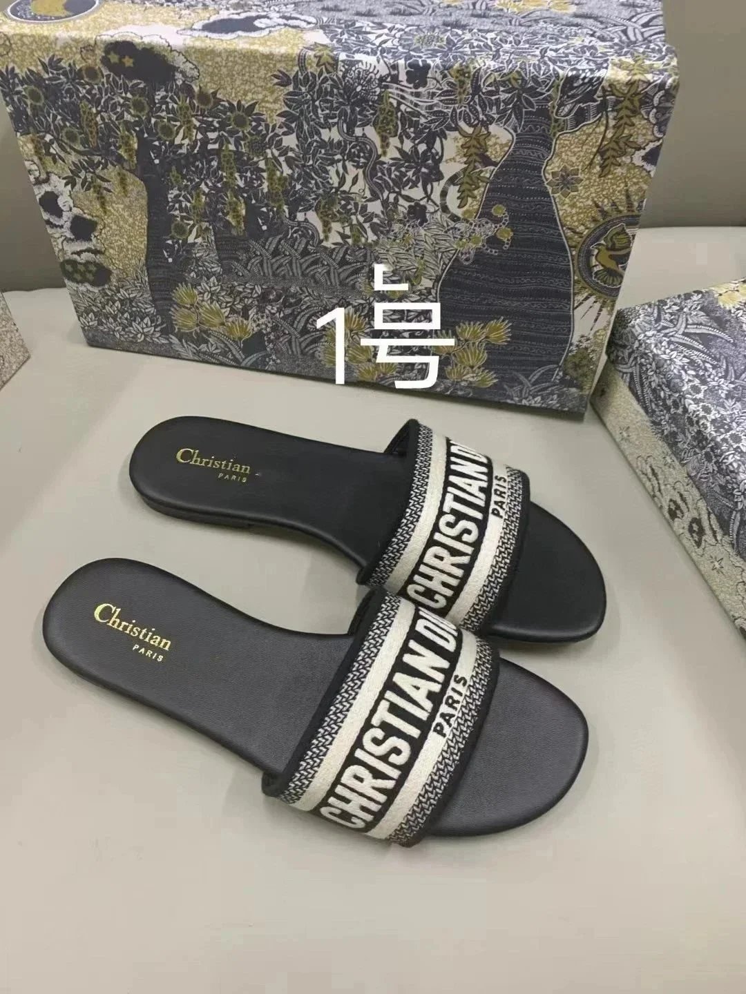 Dior Diorissimo Slide White Black Logo Strap Slippers - 8