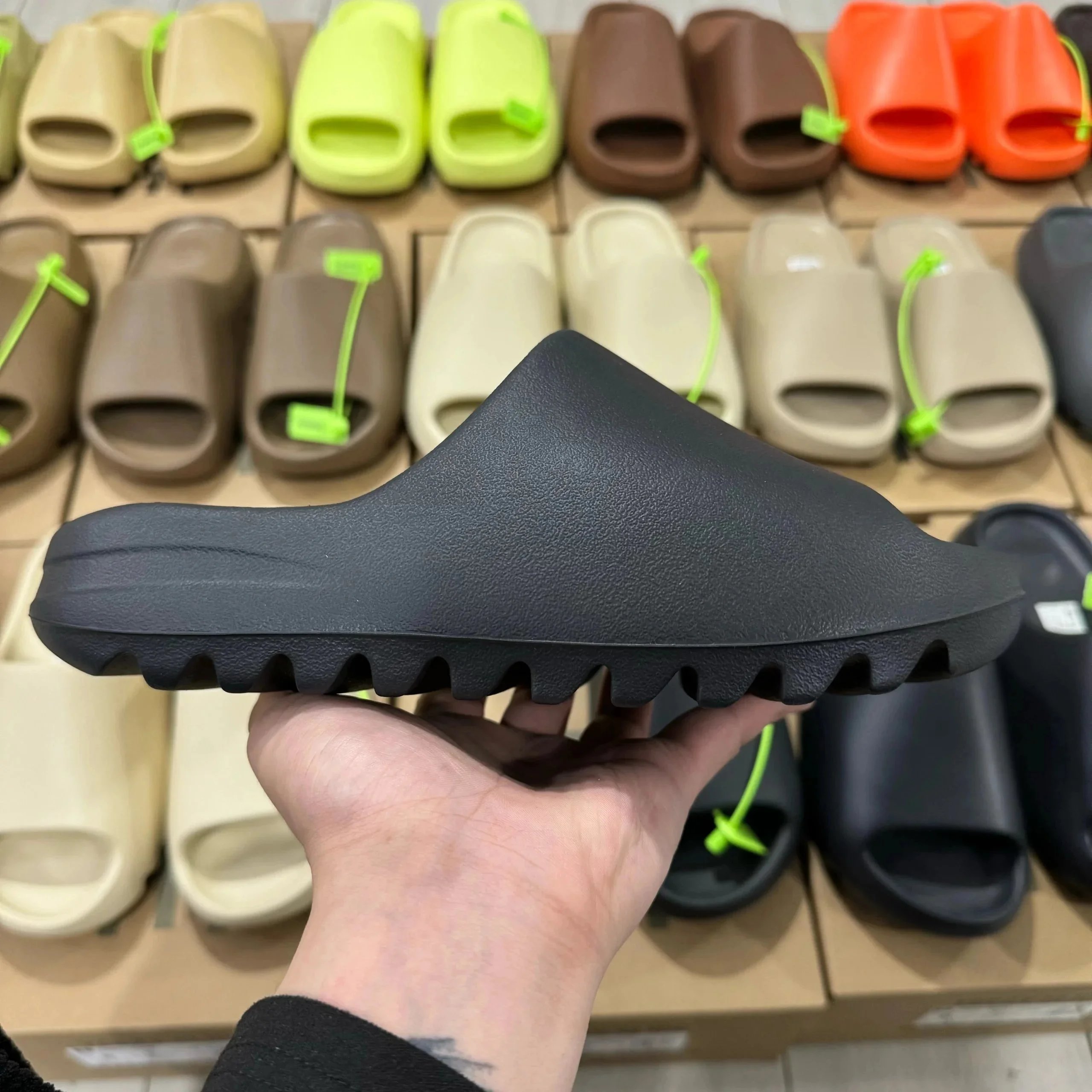 HQ6448 Black Onyx Matte