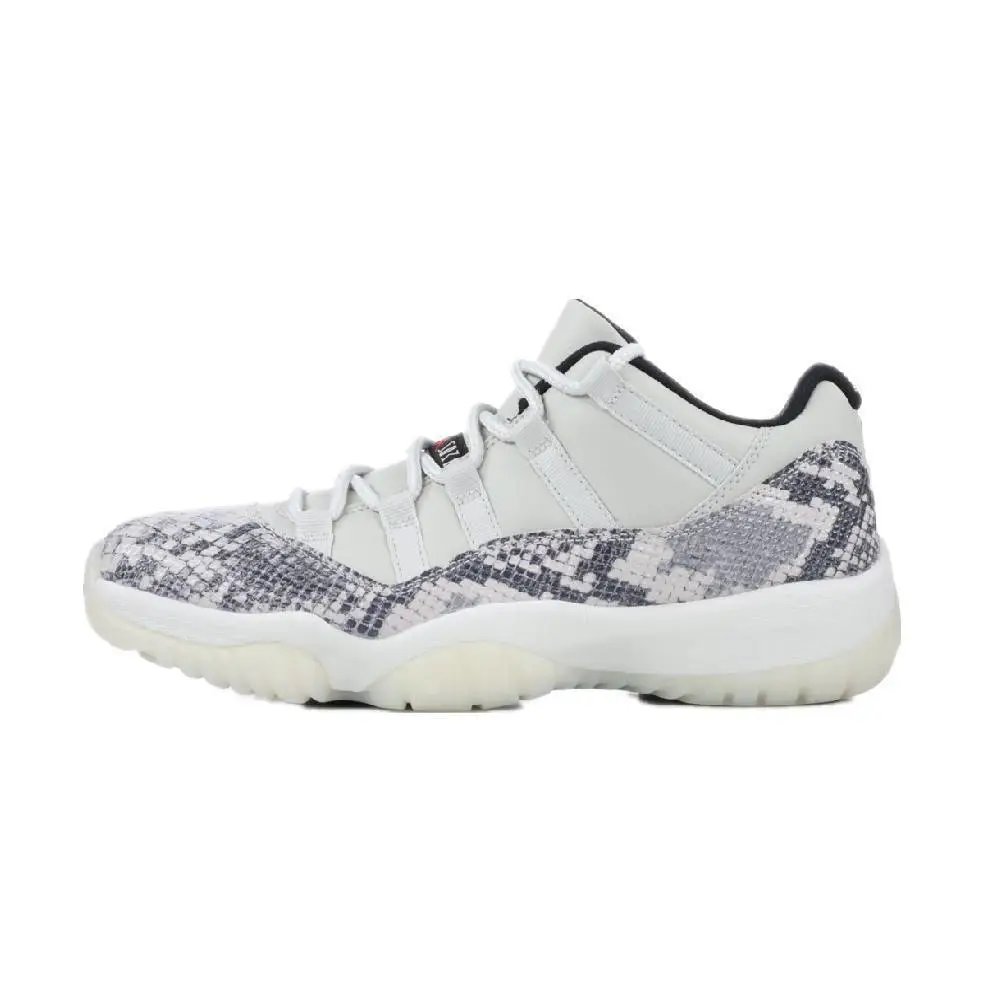 Air Jordan 11 Basketball Shoe photo 5