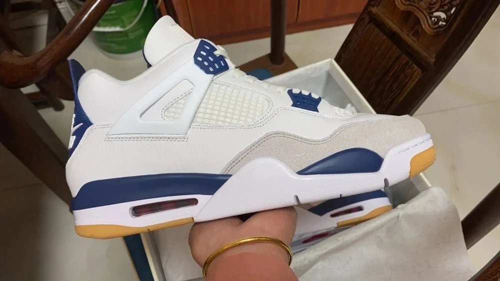 White/Blue/Gray SB
