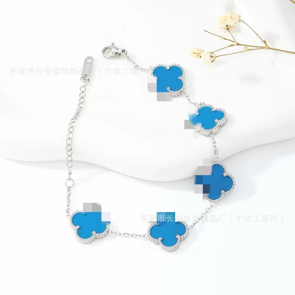 Silver Tail Chain 15MM Light Blue