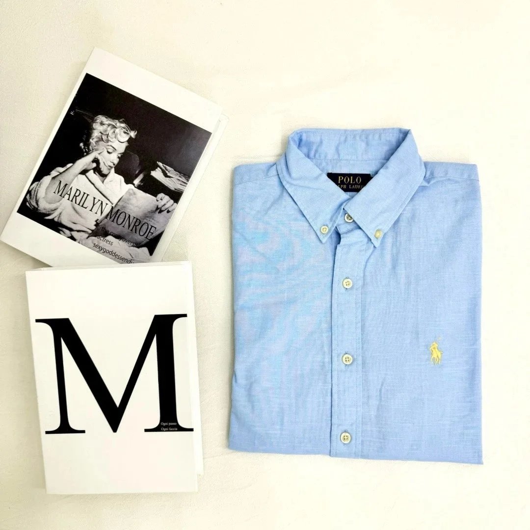 Light blue (long sleeved)