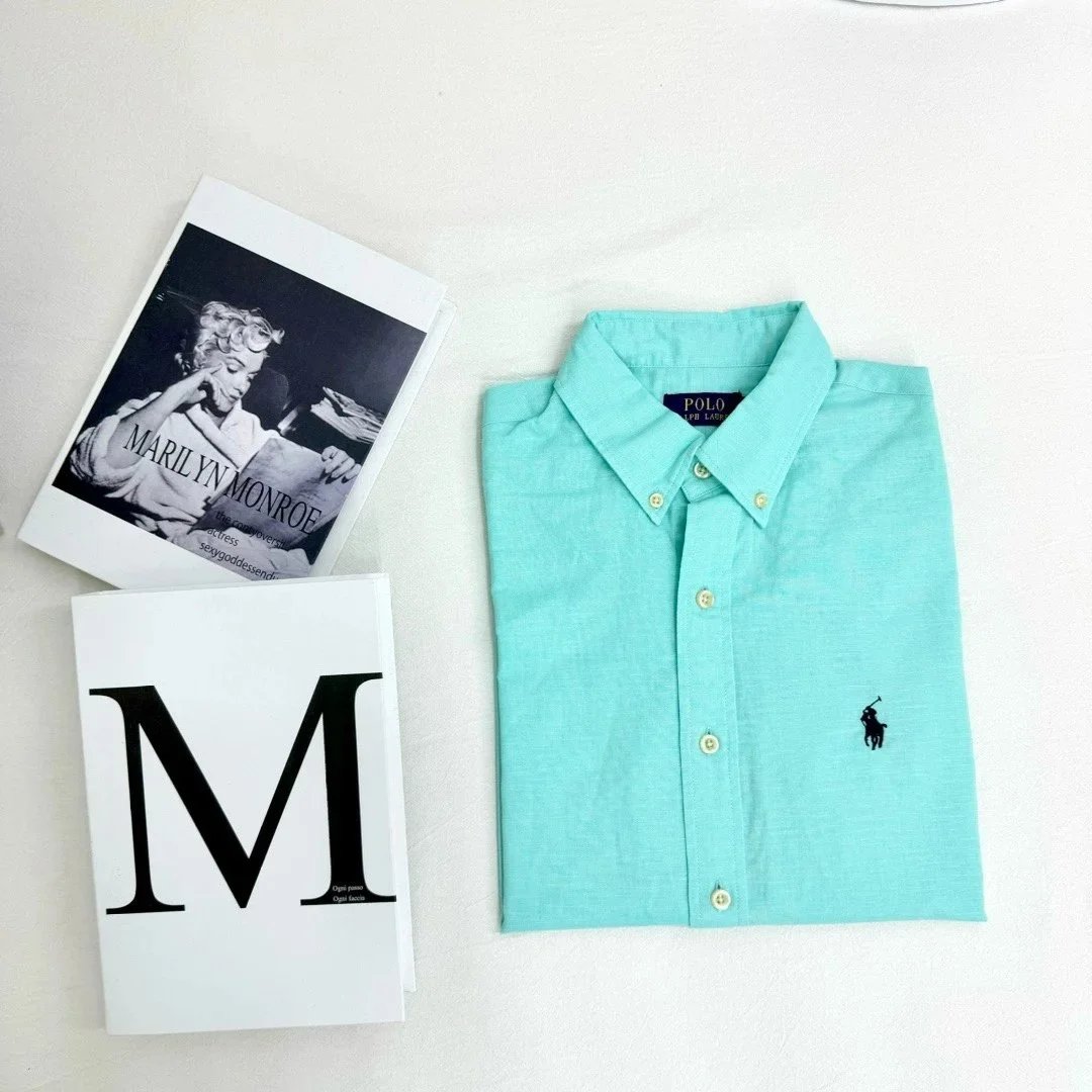 Mint green (long sleeved)