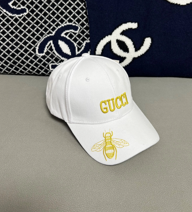Gucci Hats GG monogram baseball cap — 32