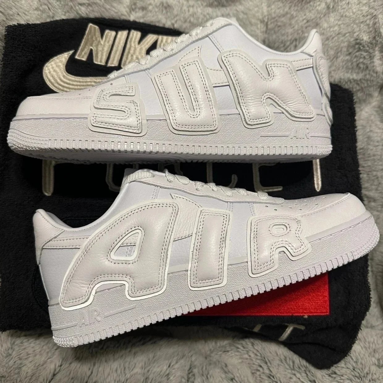 AIR White