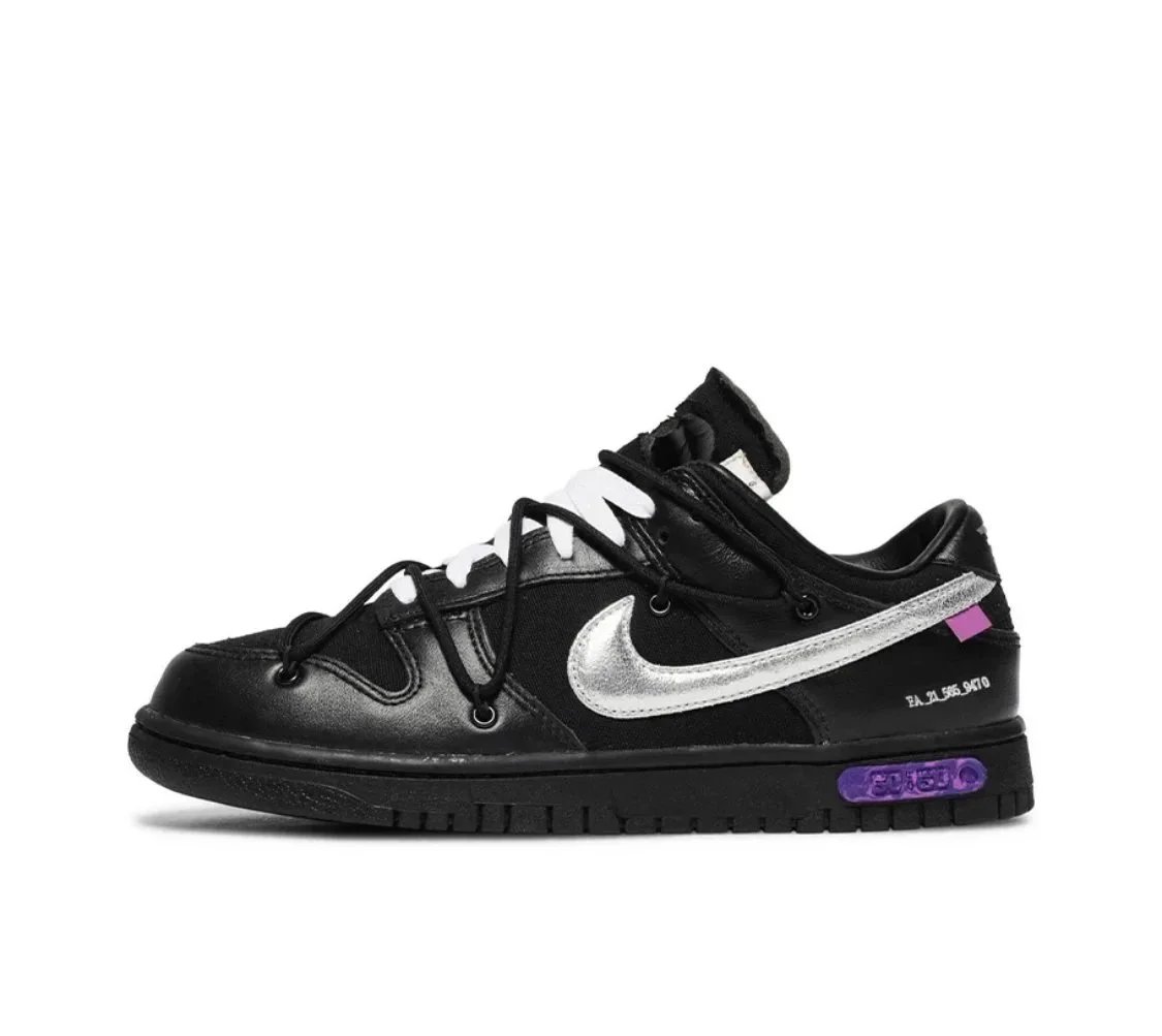 Black shoelaces and black buckles DM1602-001