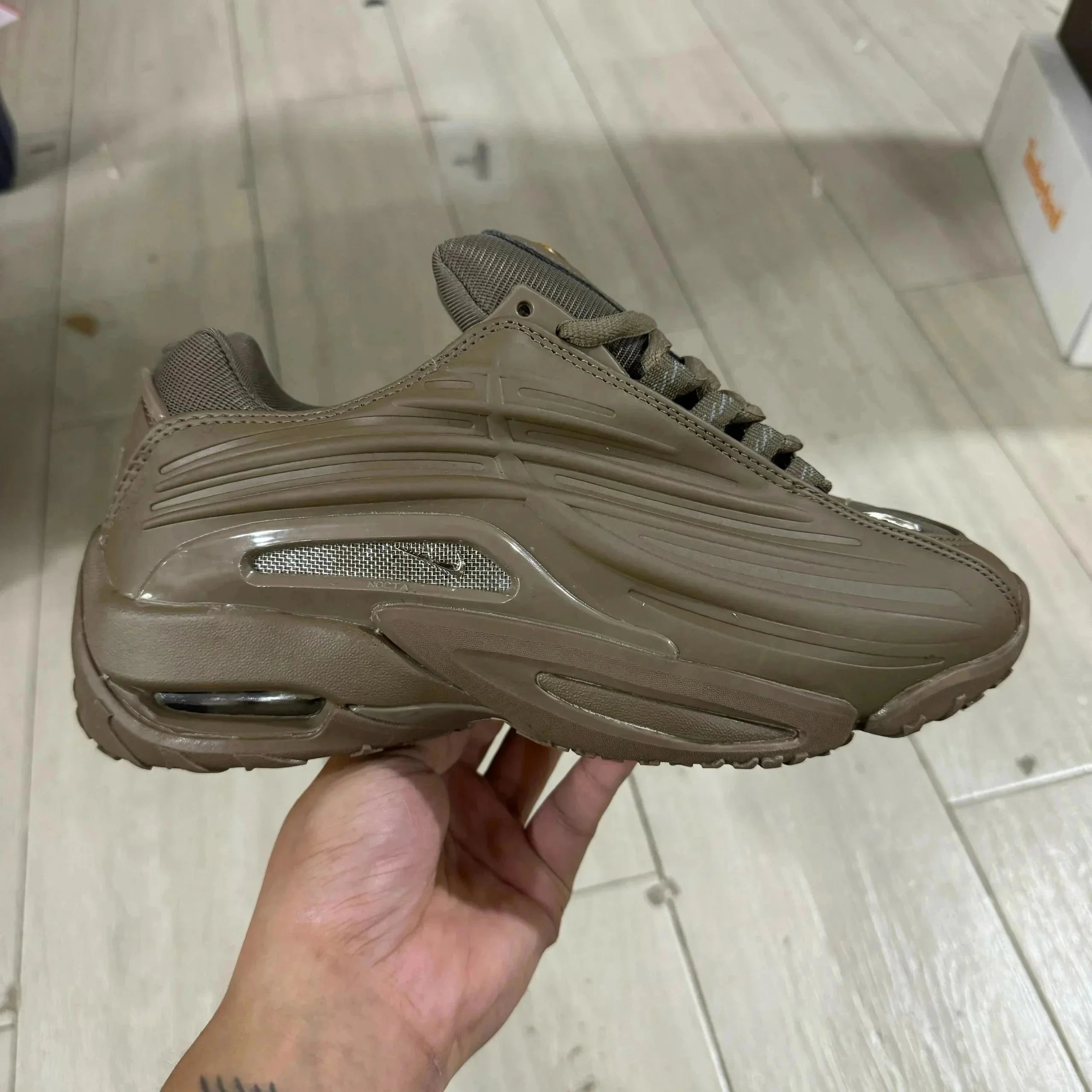 tan
