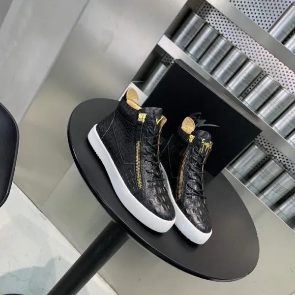 Design Giuseppe Zanotti High-Top Sneakers Black Croc-Embossed with Gold Zipper Sneakers - 1