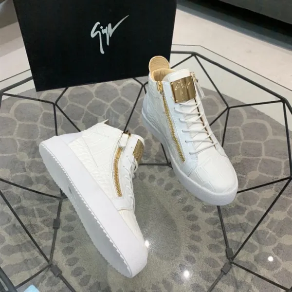 Design Giuseppe Zanotti High-Top Sneakers Black Croc-Embossed with Gold Zipper Sneakers - 8