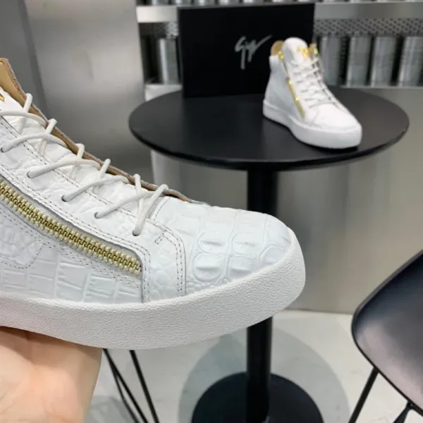 Design Giuseppe Zanotti High-Top Sneakers Black Croc-Embossed with Gold Zipper Sneakers - 14