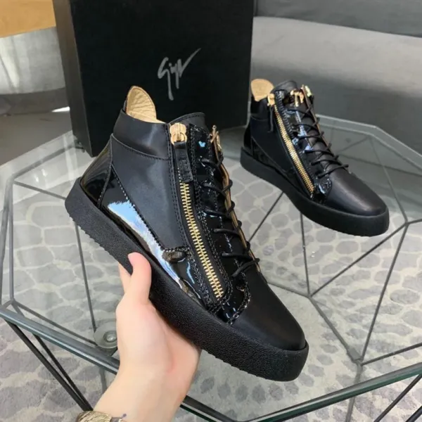 Design Giuseppe Zanotti High-Top Sneakers Black Croc-Embossed with Gold Zipper Sneakers - 21