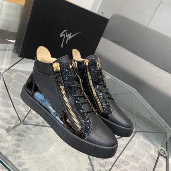 Design Giuseppe Zanotti High-Top Sneakers Black Croc-Embossed with Gold Zipper Sneakers - 22