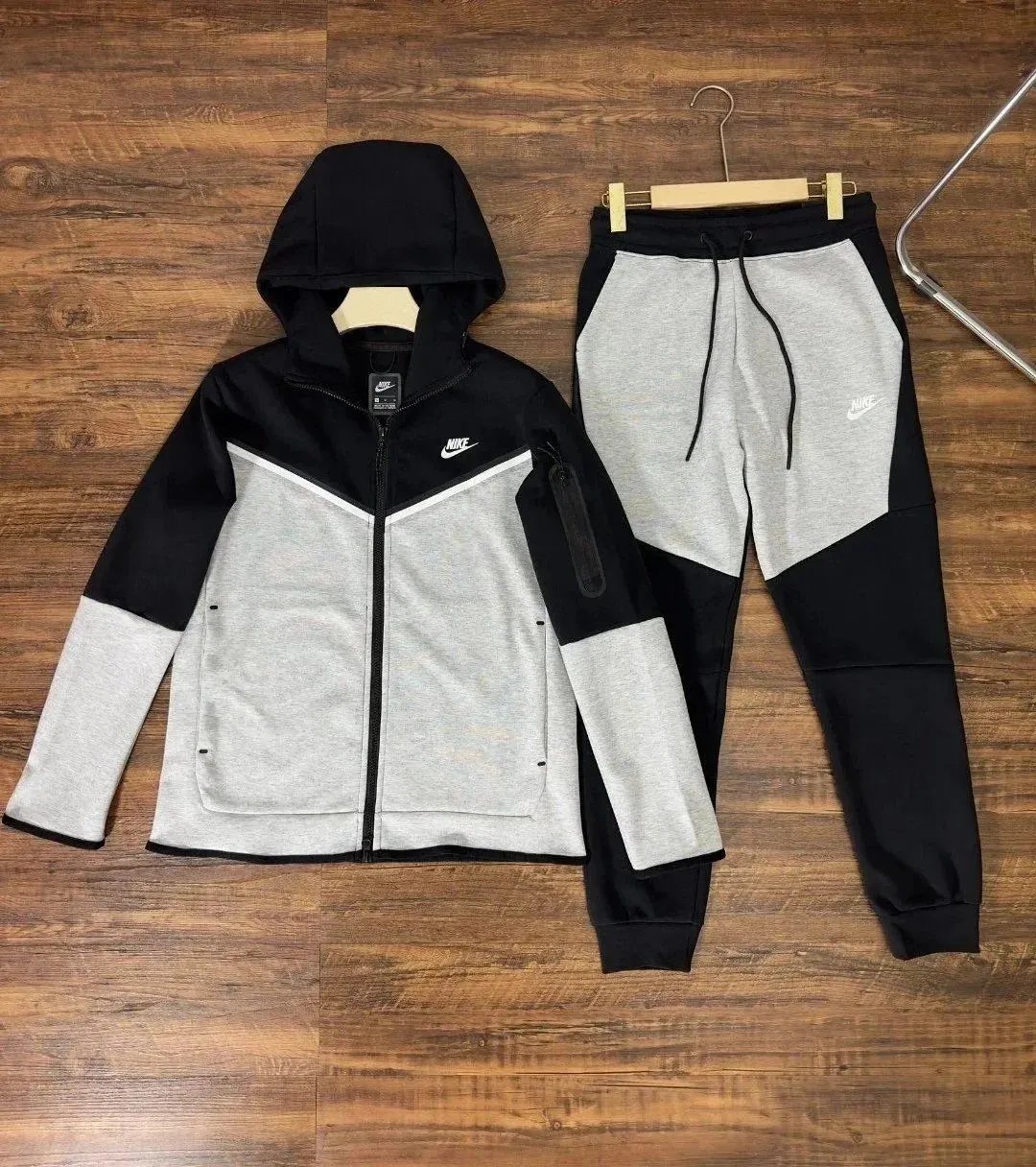 Nike Hoodie and Pants Set [37 