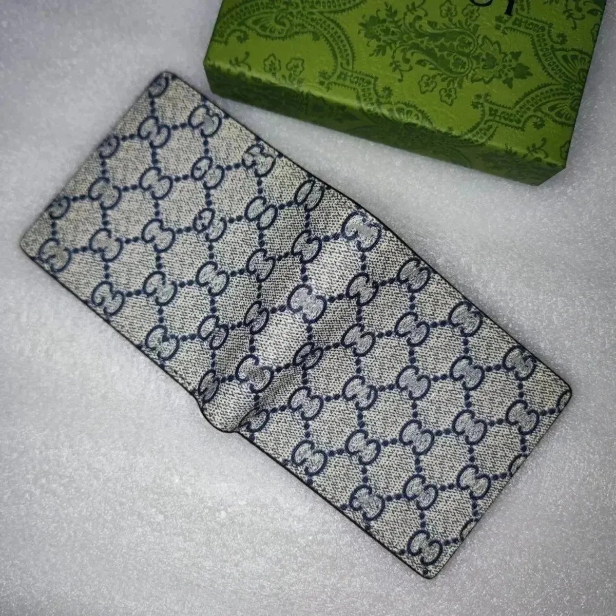 Product view 18