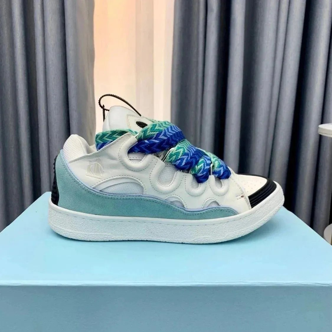 Product view 34
