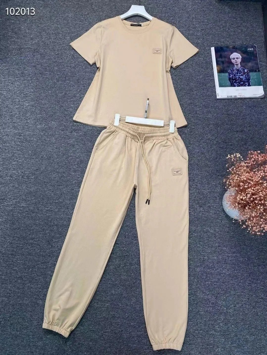 Product view 23