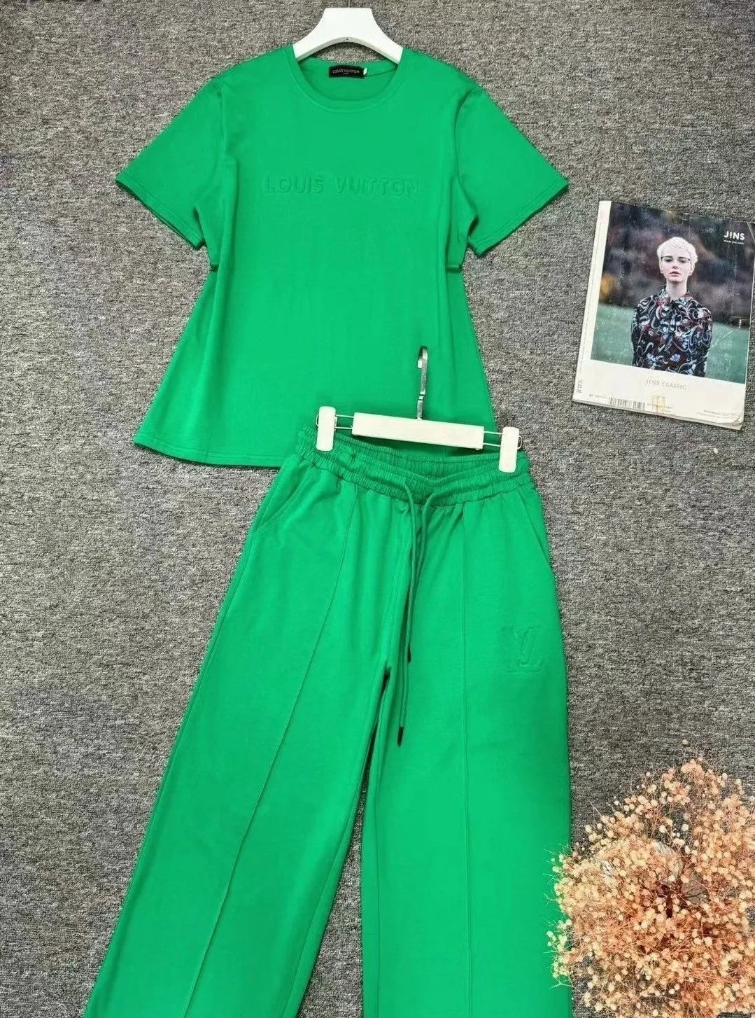 Product view 27