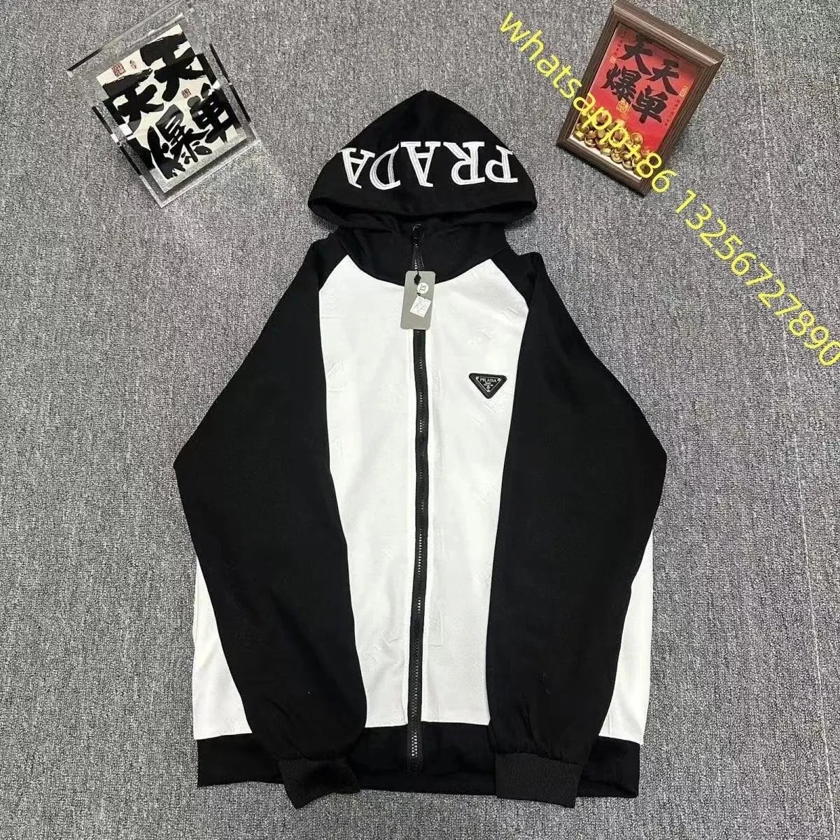 Prada24