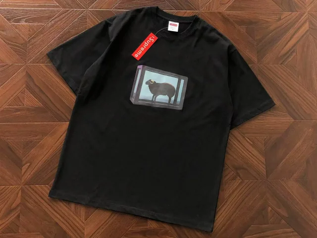 Supreme T-Shirts Sheep Print product detail image 4