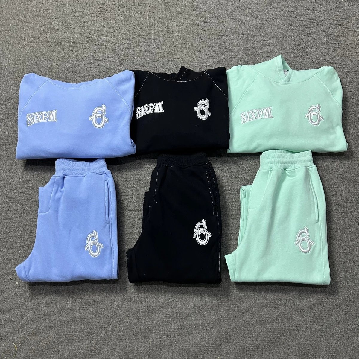 6PM  HOODIE